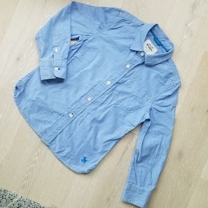 Mini Boden light blue button down collared shirt in size 5-6 Y.